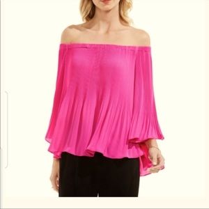 Vince Camuto Off Shoulder pleat Blouse Sz M